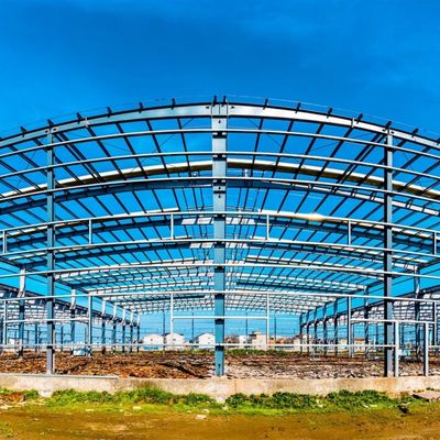 Складское здание из стали Q235B для промышленного использования, сборно-разборной конструкции