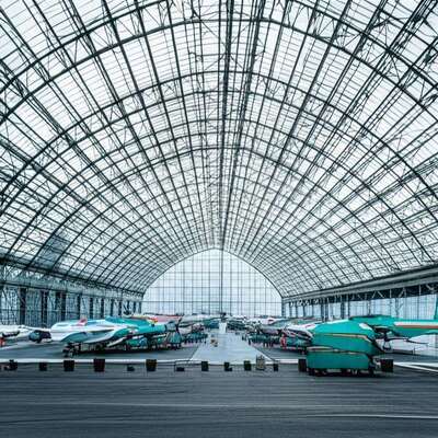 Сборный стальной каркасный склад с горячеоцинкованной обрешеткой и сталью марки Q235/Q355, сертифицированный CE