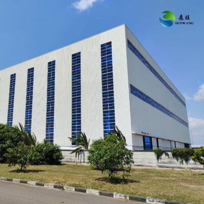 Склад стальной конструкции Q355B с ветровой нагрузкой 0,35 кН/м2 и коррозионной стойкостью для промышленного хранения